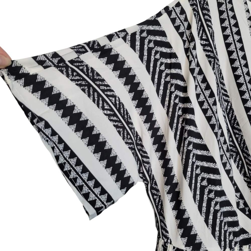 NWT-BloomChic Solid Geometric Dolman Sleeve Pocket Shirred Split Hem Dre… - Picture 11 of 15